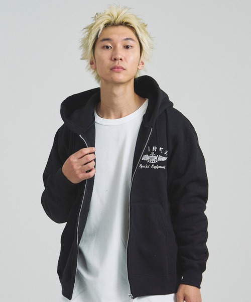 AVIREX（アヴィレックス）の「AVIREX -VARSITY LOGO SWEAT PARKA（パーカー・メンズ・ナチュラル/ブラック・XL/L/M）」の15枚目の写真