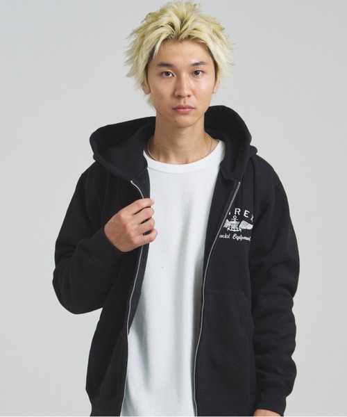 AVIREX（アヴィレックス）の「AVIREX -VARSITY LOGO SWEAT PARKA（パーカー・メンズ・ナチュラル/ブラック・XL/L/M）」の16枚目の写真