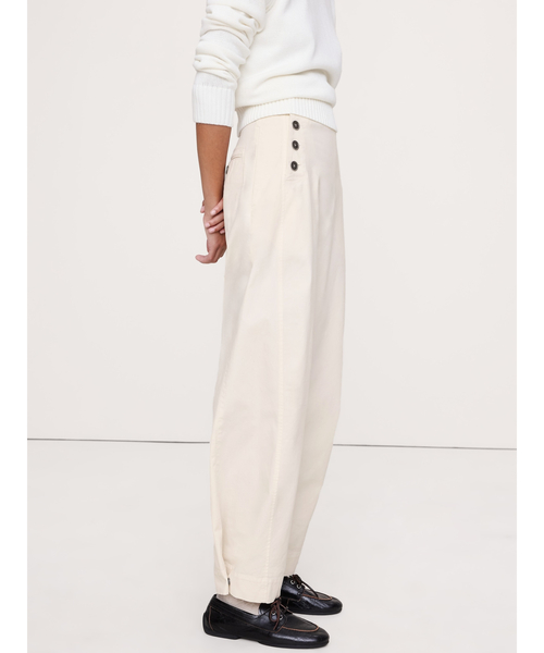 Banana Republic（バナナリパブリック）の「ハイライズ ストレッチキャンバス セーラーパンツ（その他パンツ・レディース・ネイビー/アイボリー・2/8/0/6/4）」の9枚目の写真