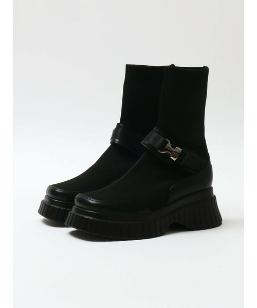 Bella lume(ベッラルーメ)の「【NK】【it】【Bella Lume(ベッラルーメ)】ニットスニーカーブーツ(ブーツ・レディース・ブラック・SMALL/MEDIUM/LARGE)」の1枚目の写真