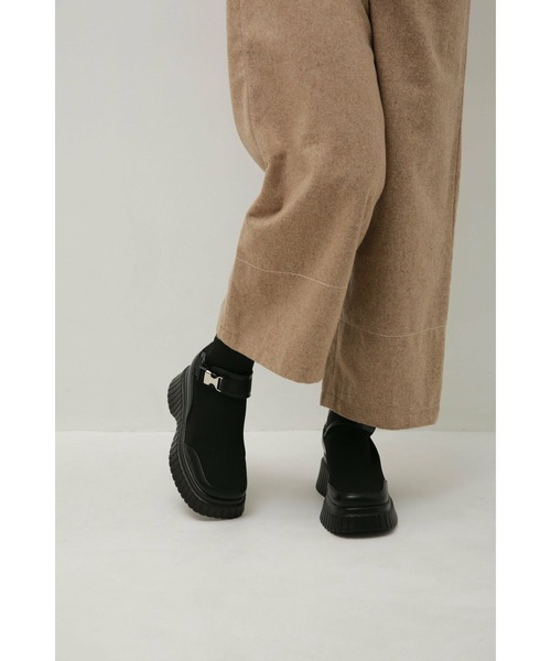 Bella lume(ベッラルーメ)の「【NK】【it】【Bella Lume(ベッラルーメ)】ニットスニーカーブーツ(ブーツ・レディース・ブラック・SMALL/MEDIUM/LARGE)」の8枚目の写真