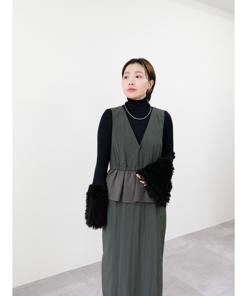 DOLLUPOOPS（ドールアップウップス）の「異素材ペプラムミリタリーライクワンピース（ワンピース・レディース・カーキ/ブラック/ピンク・38）」の5枚目の写真