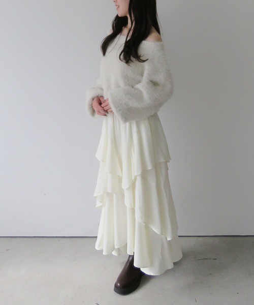 archives(アルシーヴ)の「ラメブークレフェザーニットプルオーバー(ニット/セーター・レディース・アイボリー/グレー/モカ/ネイビー/ピンク・MEDIUM)」の19枚目の写真