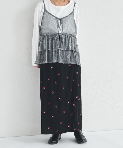 pairmanon(ペアマノン)の「【リンクコーデ】【ママサイズ】フラワー刺繍 コーデュロイ ナロースカート(スカート・レディース・ベージュ/ブラック/イエロー系その他・FREE)」の4枚目の写真