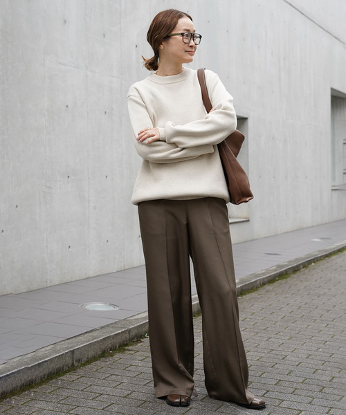 GOLDEN GOOSE(ゴールデングース)の「*GOLDEN GOOSE REGULAR CREW NECK LOGO(ニット/セーター・レディース・アイボリー/ブラウン・FREE)」の3枚目の写真