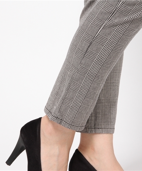 one after another NICE CLAUP（ワンアフターアナザーナイスクラップ）の「【ナイスクラップ】ハイウェストテーパードパンツ（その他パンツ・レディース・その他1/ブラウン/インディゴブルー・FREE）」の10枚目の写真