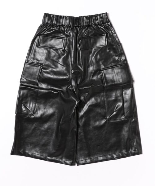 Figments(フィグメンツ)の「合皮カーゴハーフパンツ(その他パンツ・レディース・ブラック・FREE)」の8枚目の写真