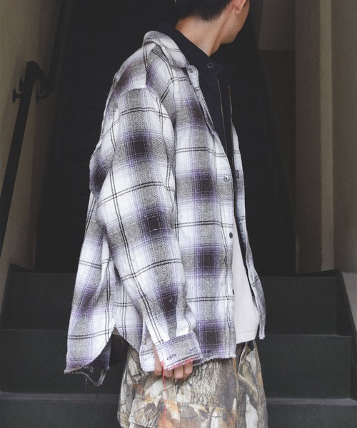 Anachronorm（アナクロノーム）の「【ANACHRONORM】OMBRE CHECK DAMAGED WIDE FLANNEL SHIRTS（シャツ/ブラウス・メンズ・パープル/オレンジ・2/3）」の9枚目の写真