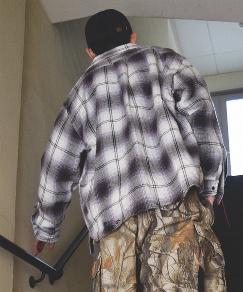 Anachronorm（アナクロノーム）の「【ANACHRONORM】OMBRE CHECK DAMAGED WIDE FLANNEL SHIRTS（シャツ/ブラウス・メンズ・パープル/オレンジ・2/3）」の10枚目の写真