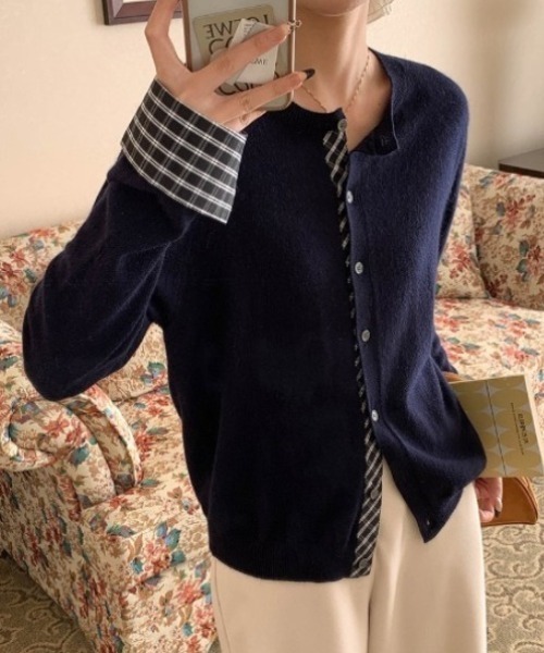 yuue' ( wear )（ユーイ）の「フェイクレイヤードチェック柄カーディガン（カーディガン/ボレロ・レディース・アイボリー/ブラック/グレー/ネイビー・FREE）」の4枚目の写真