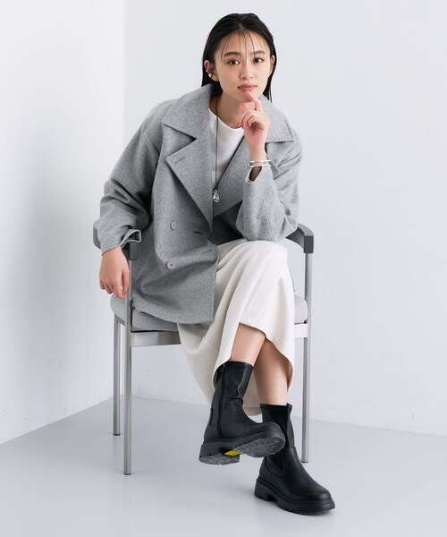 INDIVI（インディヴィ）の「【軽やか／ゆったり】ウール混ショートトレンチコート（トレンチコート・レディース・ライトグレー系8/ブラック・05/13/15 /36/38/40）」の9枚目の写真