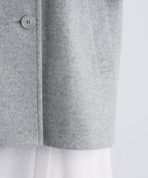 INDIVI（インディヴィ）の「【軽やか／ゆったり】ウール混ショートトレンチコート（トレンチコート・レディース・ライトグレー系8/ブラック・05/13/15 /36/38/40）」の19枚目の写真