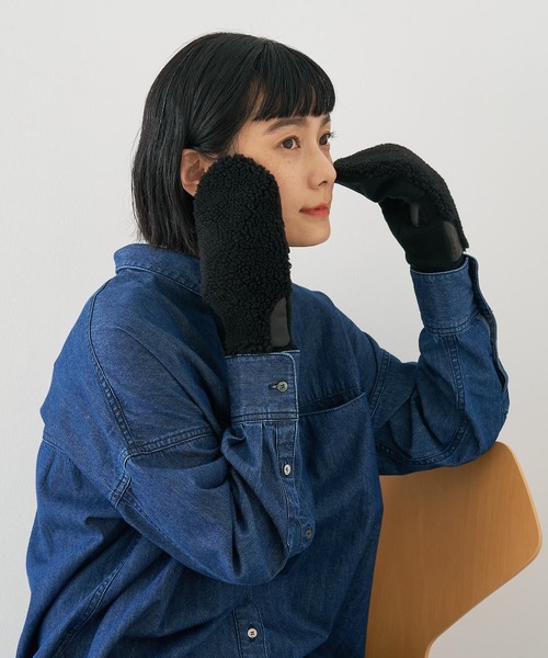 collex（コレックス）の「【福田手袋】【タッチパネル対応】ボアミトングローブ（手袋・レディース・ブラック/アイボリー/チャコールグレー・フリー）」の5枚目の写真