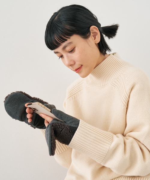 collex（コレックス）の「【福田手袋】【タッチパネル対応】ボアミトングローブ（手袋・レディース・ブラック/アイボリー/チャコールグレー・フリー）」の10枚目の写真
