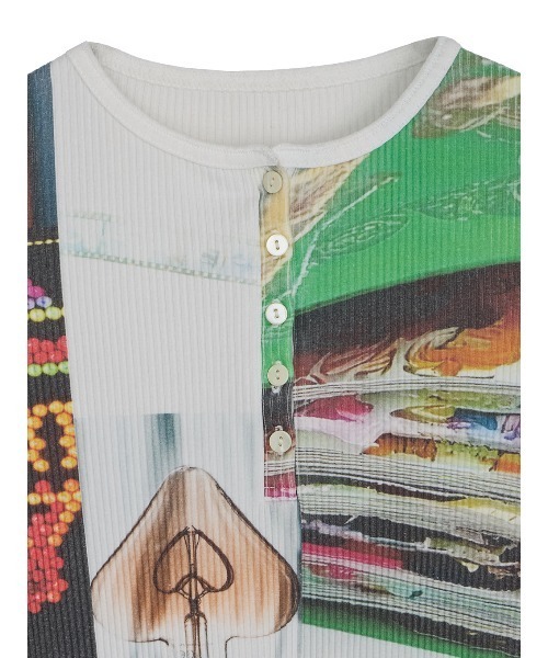 Ameri（アメリ）の「EMOTIONAL COLLAGE RIB TOP（Tシャツ/カットソー・レディース・マルチ・SMALL/MEDIUM）」の4枚目の写真