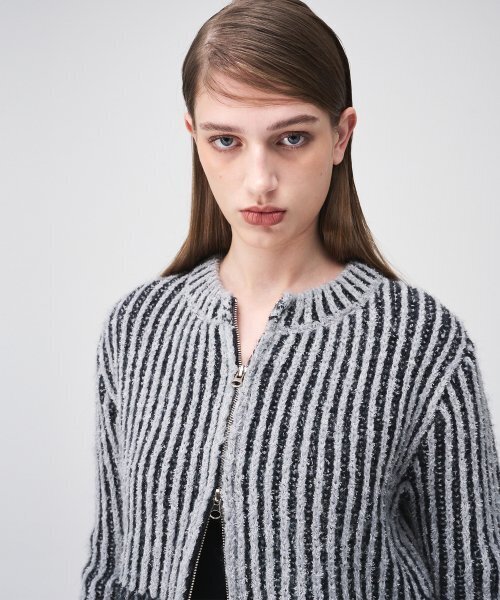 ETMON(エトモン)の「Ribbed Zip-Up Knit Cardigan Grey(カーディガン/ボレロ・レディース・その他・FREE)」の3枚目の写真