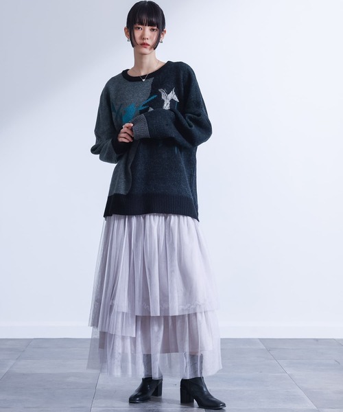 kOhAKU（コハク）の「『配色箔プリントアート柄ニット』（ニット/セーター・レディース・ブラック・FREE）」の3枚目の写真