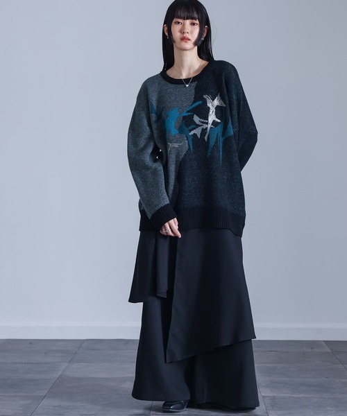 kOhAKU（コハク）の「『配色箔プリントアート柄ニット』（ニット/セーター・レディース・ブラック・FREE）」の6枚目の写真