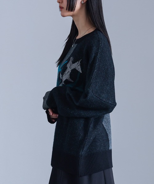 kOhAKU（コハク）の「『配色箔プリントアート柄ニット』（ニット/セーター・レディース・ブラック・FREE）」の11枚目の写真