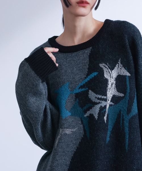 kOhAKU（コハク）の「『配色箔プリントアート柄ニット』（ニット/セーター・レディース・ブラック・FREE）」の12枚目の写真