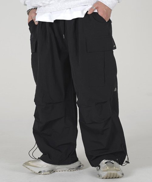 THE MILE（ザマイル）の「エムエルナイロンワイドバルーンストリングパンツ[ブラック]（スウェットパンツ・メンズ・その他・LARGE/MEDIUM/SMALL）」の3枚目の写真