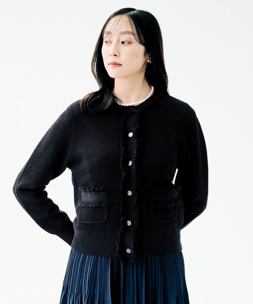 UNTITLED（アンタイトル）の「【洗える/ジャケット風】ツイードニットカーディガン（カーディガン/ボレロ・レディース・ブルー系3/ピンク系4/ベージュ系その他6/ネイビー・44/04/48/02/00）」の7枚目の写真