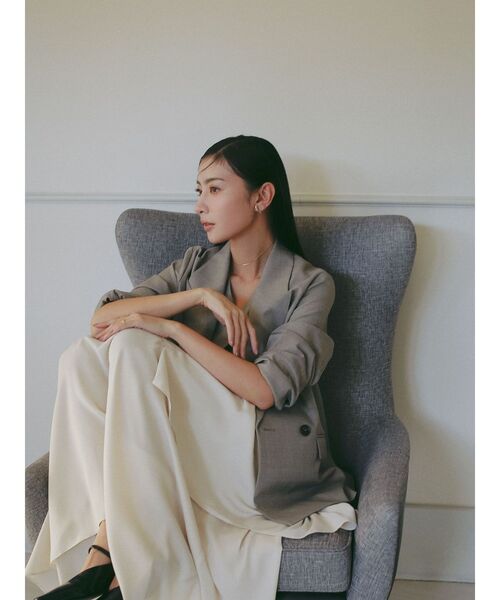 LAGUNAMOON（ラグナムーン）の「カフスダブルテーラードジャケット セットアップ（テーラードジャケット・レディース・グレー/チャコールグレー/ベージュ・FREE）」の8枚目の写真