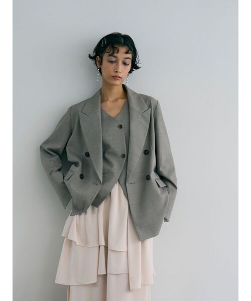 LAGUNAMOON（ラグナムーン）の「カフスダブルテーラードジャケット（テーラードジャケット・レディース・グレー/チャコールグレー/ベージュ・FREE）」の10枚目の写真