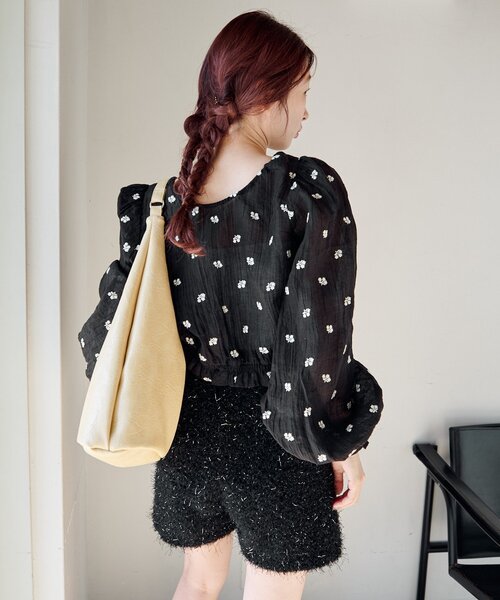 Kastane（カスタネ）の「フラワーステッチブラウス（シャツ/ブラウス・レディース・アイボリー/ブラック/サックスブルー/ピンク・FREE）」の22枚目の写真