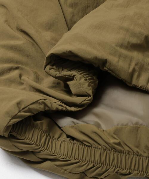 FORK&SPOON(フォークアンドスプーン)の「FORK&SPOON スタンドカラーダウンブルゾン(ブルゾン・レディース・ブラック/グリーン系その他・1)」の22枚目の写真