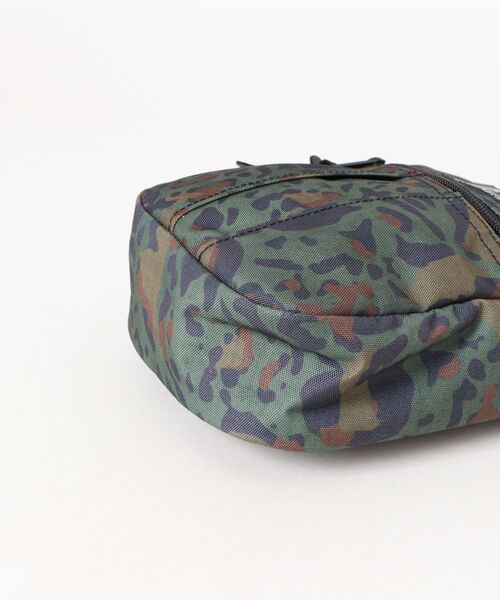 GREGORY(グレゴリー)の「GREGORY/グレゴリー ショルダーバッグ クイックポケット M 65459A687(ショルダーバッグ・メンズ・グリーン系その他・FREE)」の8枚目の写真