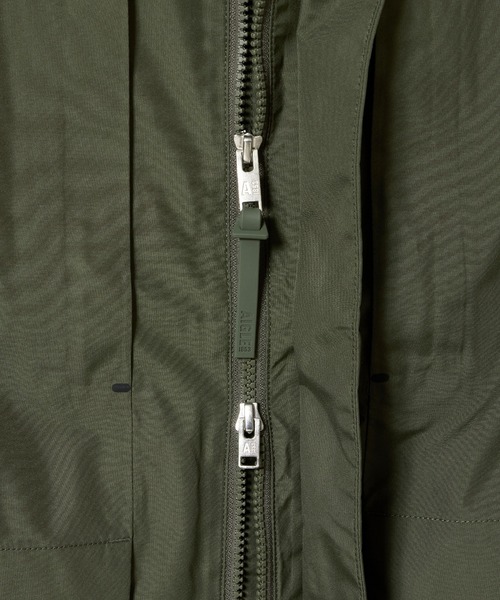 AIGLE（エーグル）の「GORE-TEX ゴアテックス 防水 防風 透湿 2レイヤー ジャケット RP / フード付け外し可（マウンテンパーカー・メンズ・ブラック/ホワイト/モスグリーン・XS/XL/S/L/M/XXL）」の18枚目の写真