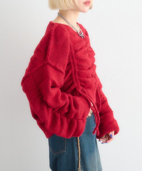 w closet(ダブルクローゼット)の「【5色展開】ドロストシャギーニット(ニット/セーター・レディース・レッド/アイボリー/ベージュ/ブルー/グレー・FREE)」の17枚目の写真