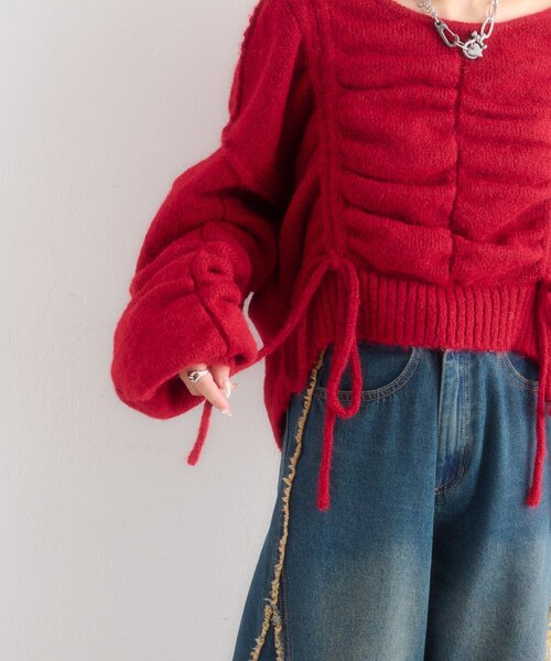 w closet(ダブルクローゼット)の「【5色展開】ドロストシャギーニット(ニット/セーター・レディース・レッド/アイボリー/ベージュ/ブルー/グレー・FREE)」の15枚目の写真