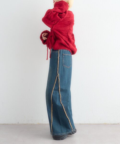 w closet(ダブルクローゼット)の「【5色展開】ドロストシャギーニット(ニット/セーター・レディース・レッド/アイボリー/ベージュ/ブルー/グレー・FREE)」の8枚目の写真