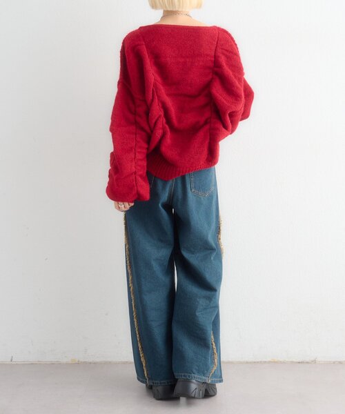 w closet(ダブルクローゼット)の「【5色展開】ドロストシャギーニット(ニット/セーター・レディース・レッド/アイボリー/ベージュ/ブルー/グレー・FREE)」の7枚目の写真