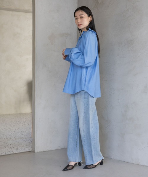 A part by（アパートバイ）の「Apbカーブデニムパンツ（デニムパンツ・レディース・ライトブルー/オフホワイト・MEDIUM/SMALL）」の17枚目の写真