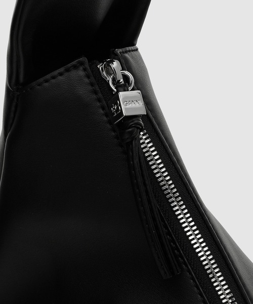 GANNI(ガニー)の「Hobo XXL(ショルダーバッグ・レディース・ブラック・ONE SIZE)」の6枚目の写真