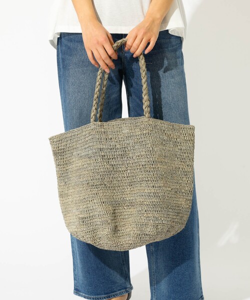 MADE IN MADA（メイドインマダ）の「【MADE IN MADA /メイドインマダ】ALICE MM BAG：ラフィアバッグ（かごバッグ・レディース・モカ/グレー・フリー）」の6枚目の写真