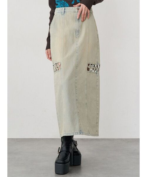 MURUA（ムルーア）の「ツイストレースアップデニムスカート（デニムスカート・レディース・ブラック/ブルー・1/2）」の2枚目の写真