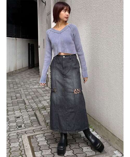 MURUA（ムルーア）の「ツイストレースアップデニムスカート（デニムスカート・レディース・ブラック/ブルー・1/2）」の7枚目の写真