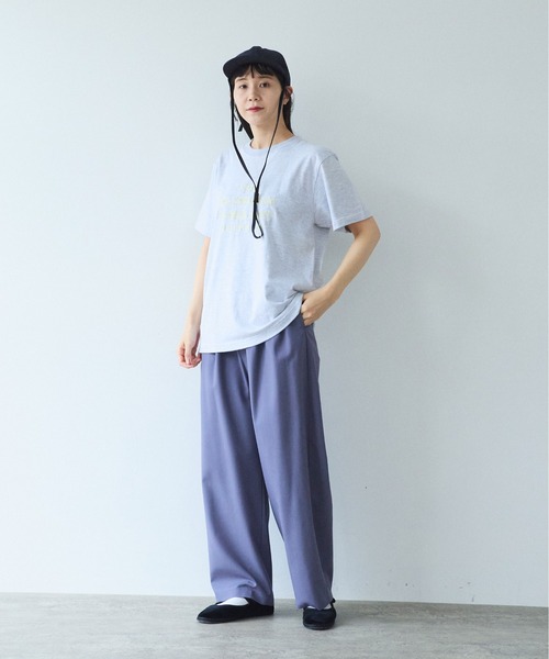 yuni（ユニ　）の「PHILODENDRON embroidely Tshirt（Tシャツ/カットソー・レディース・グレー/ホワイト・FREE）」の8枚目の写真