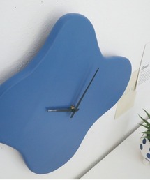 MILLION CARATS（ミリオンカラッツ）の「《neulo》 やわらかなフォルムで空間に遊びを、存在感を楽しむポング・ウォールクロック（掛け時計）」