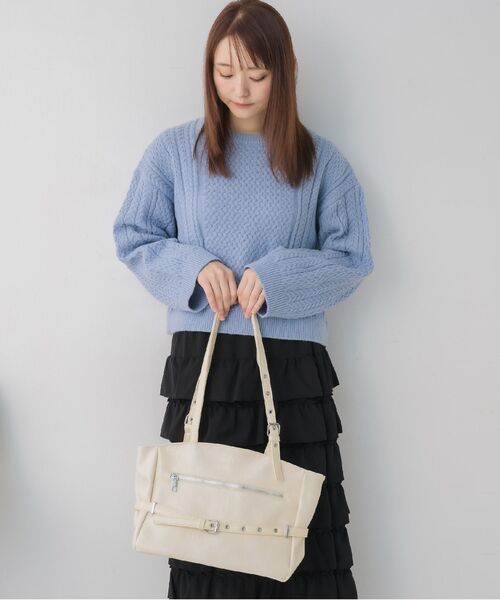 RETRO GIRL（レトロガール）の「ベルトデザイントート（ショルダーバッグ・レディース・ブラウン/オフホワイト/ブラック・ONE SIZE）」の13枚目の写真