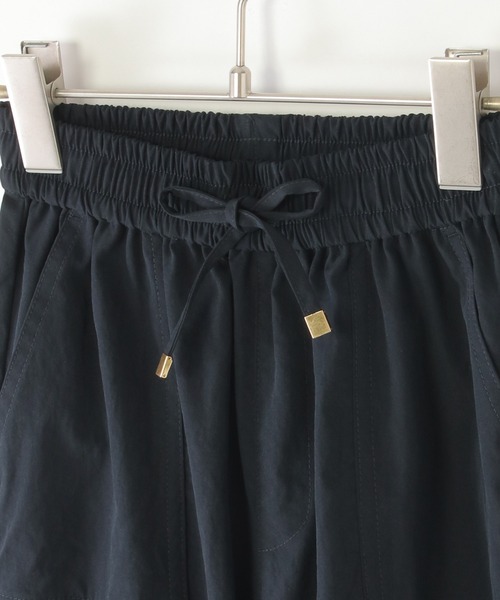 ikka（イッカ）の「【親子コーデ】ドライテックベイカーパンツ（120~160cm）【接触冷感／速乾】（その他パンツ・キッズ・オリーブ/ネイビー・140/130/150/160/120）」の5枚目の写真