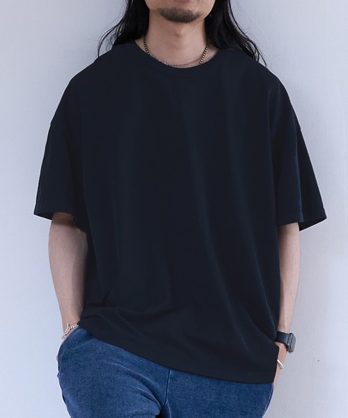 LES TIEN(レスティエン)の「LES TIEN BINDED NECK OVERSIZED TEE (HV-2092)(Tシャツ/カットソー・メンズ・ネイビー/ホワイト/ブラック/ブラック系その他2・SMALL/LARGE/MEDIUM)」の4枚目の写真
