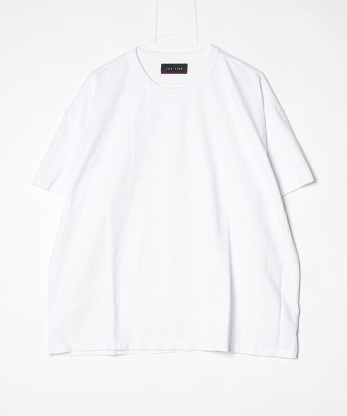 LES TIEN(レスティエン)の「LES TIEN BINDED NECK OVERSIZED TEE (HV-2092)(Tシャツ/カットソー・メンズ・ネイビー/ホワイト/ブラック/ブラック系その他2・SMALL/LARGE/MEDIUM)」の16枚目の写真