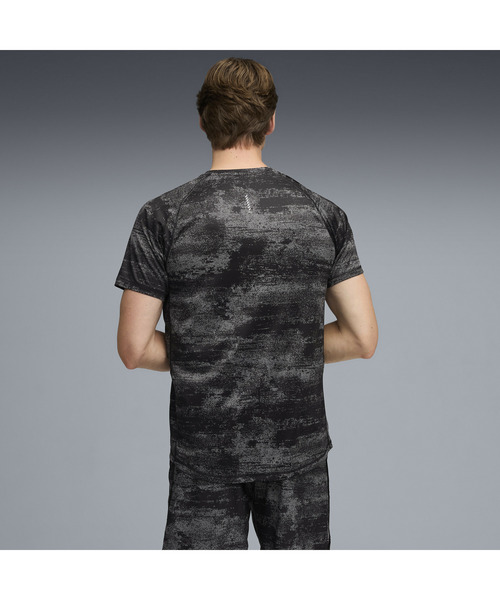 PUMA(プーマ)の「PUMA プーマ メンズ ランニング ヴェロシティ AOP 半袖 Tシャツ(Tシャツ/カットソー・メンズ・ブラック系その他5/ブラック・XX-LARGE/MEDIUM/X-LARGE/SMALL/LARGE)」の3枚目の写真