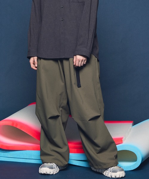 MAISON SPECIAL（メゾンスペシャル）の「《UNISEX》Sunlight Block Prime-Wide Climbing Pants/Sunlight Block プライムワイドクライミングパンツ【MAISON SPECIAL/メゾンスペシャル】（その他パンツ・メンズ・ブラック/ライトグリーン/ネイビー・2/1/0）」の2枚目の写真