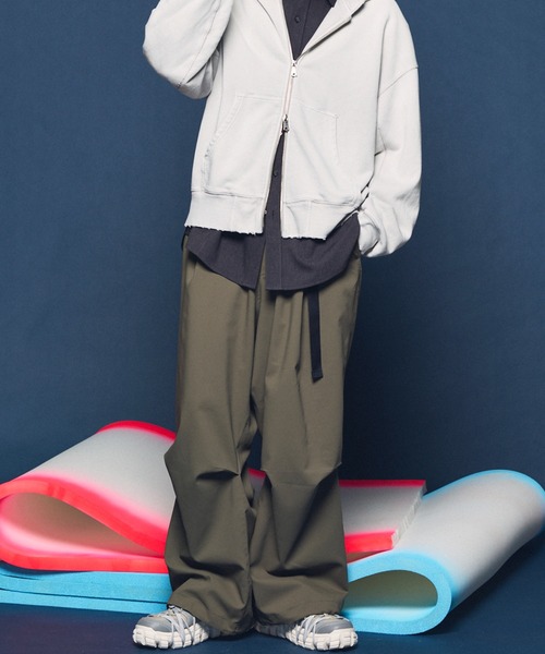 MAISON SPECIAL（メゾンスペシャル）の「《UNISEX》Sunlight Block Prime-Wide Climbing Pants/Sunlight Block プライムワイドクライミングパンツ【MAISON SPECIAL/メゾンスペシャル】（その他パンツ・メンズ・ブラック/ライトグリーン/ネイビー・2/1/0）」の5枚目の写真